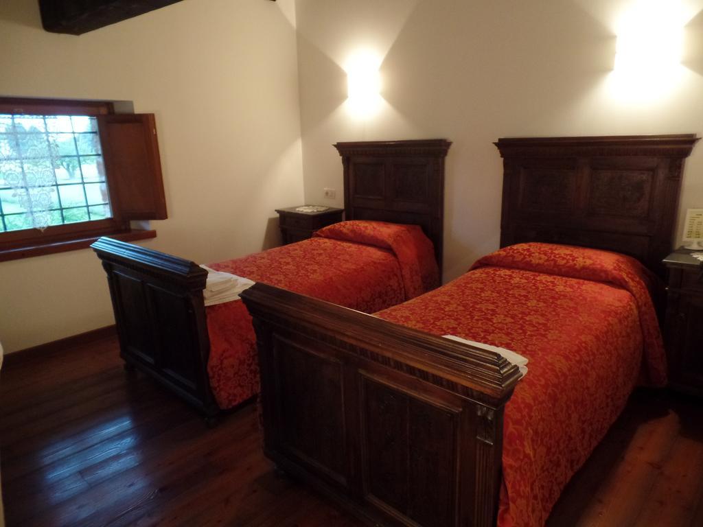 Agriturismo Il Vagabondo Buttrio Стая снимка